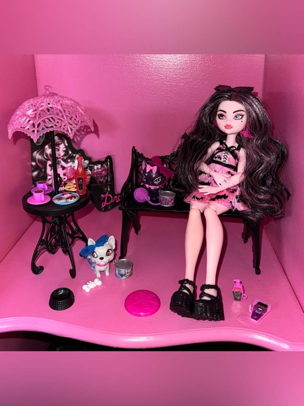Monster High Draculaura Bite In the Park